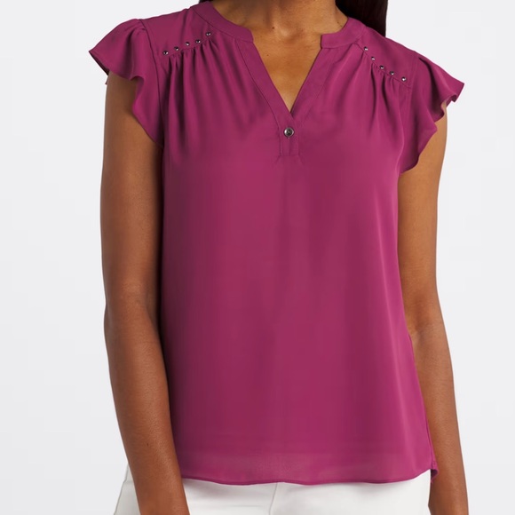 Fortune + Ivy Tops - FORTUNE + IVY - Ollie Flutter Sleeve Blouse. Size XXL. Fuschsia / Pink. NWT